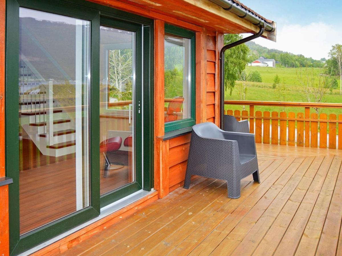 Apartment Eidsvag II Екстер'єр фото